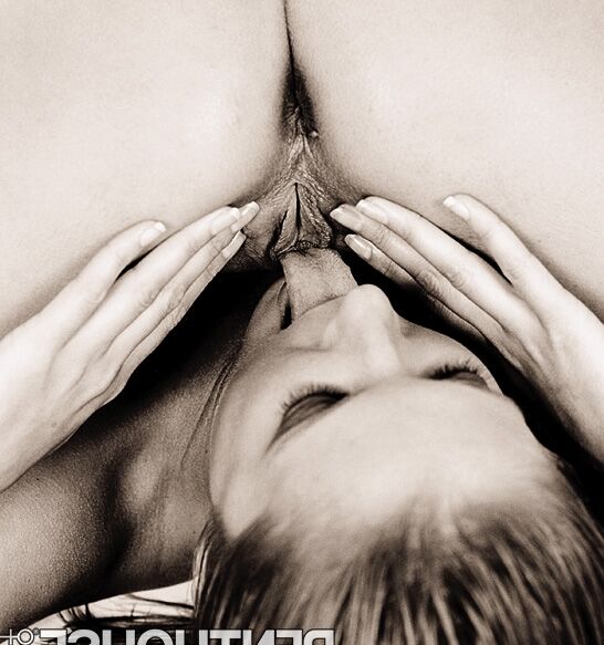 10P Erotic lesbians Lucie Malkrabova & Tracy Ann Smith fucking a big black strapon
