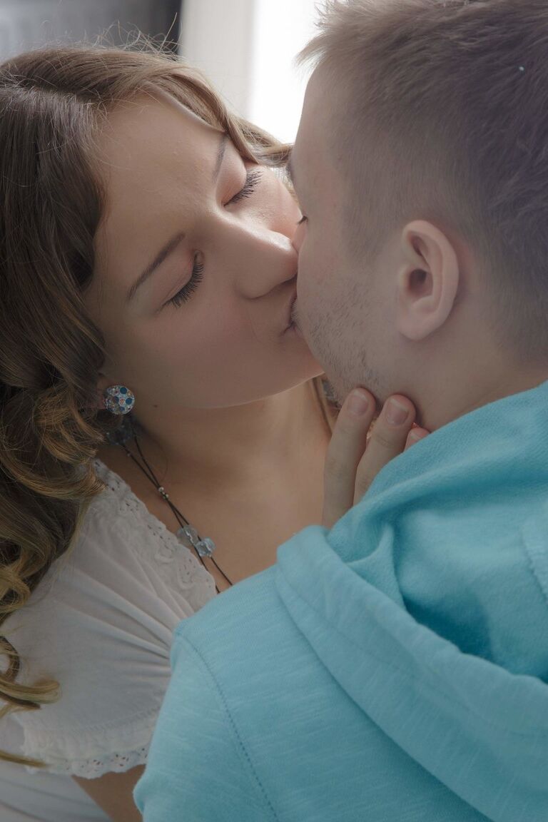 21P Anal Angels Adelle