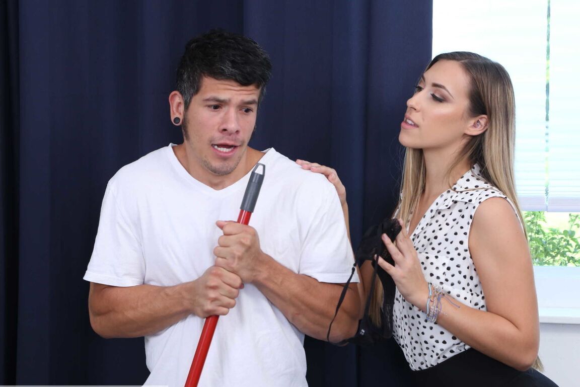 21P Office worker Kimber Lee fucks the janitor after seducing him