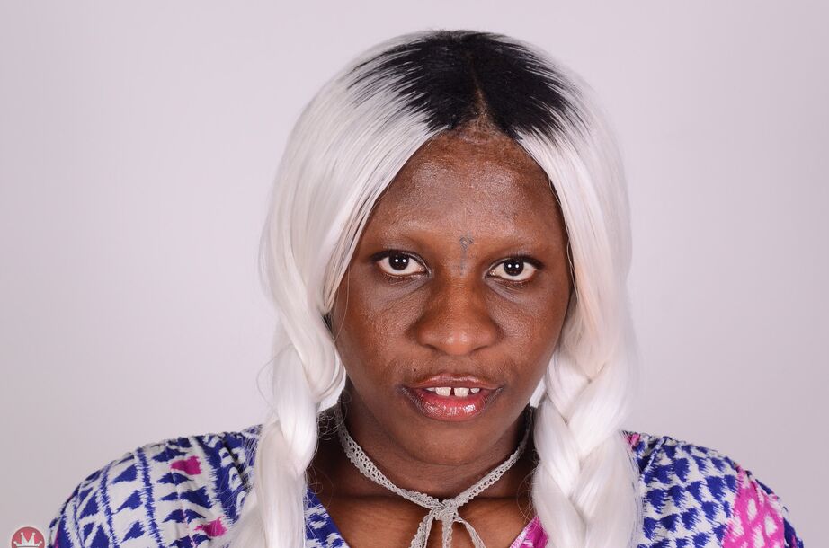 16P Black female Osa tries her hand at modelling in the nude for the first time