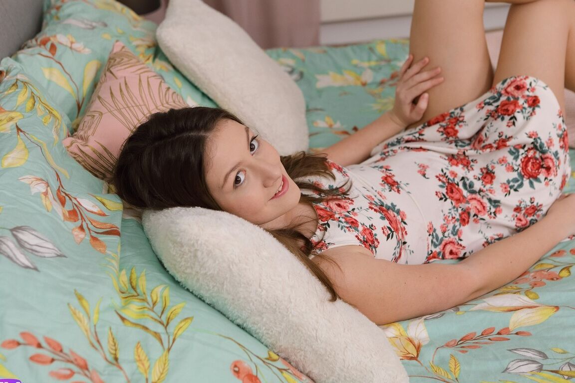 16P First timer Alessandra Amore fingers hurt teen pussy after getting bare naked