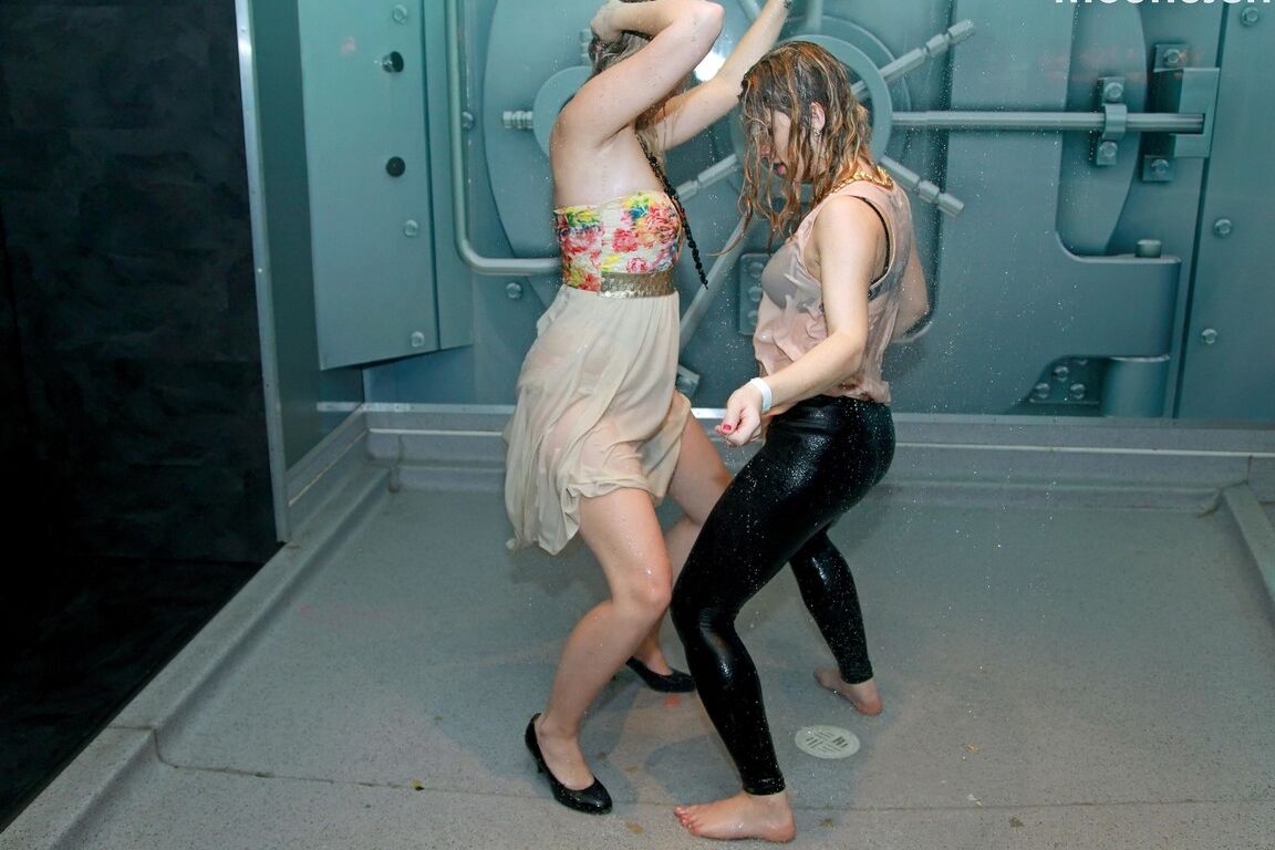 15P Clothed lesbians get soaking wet while dancing before they kiss