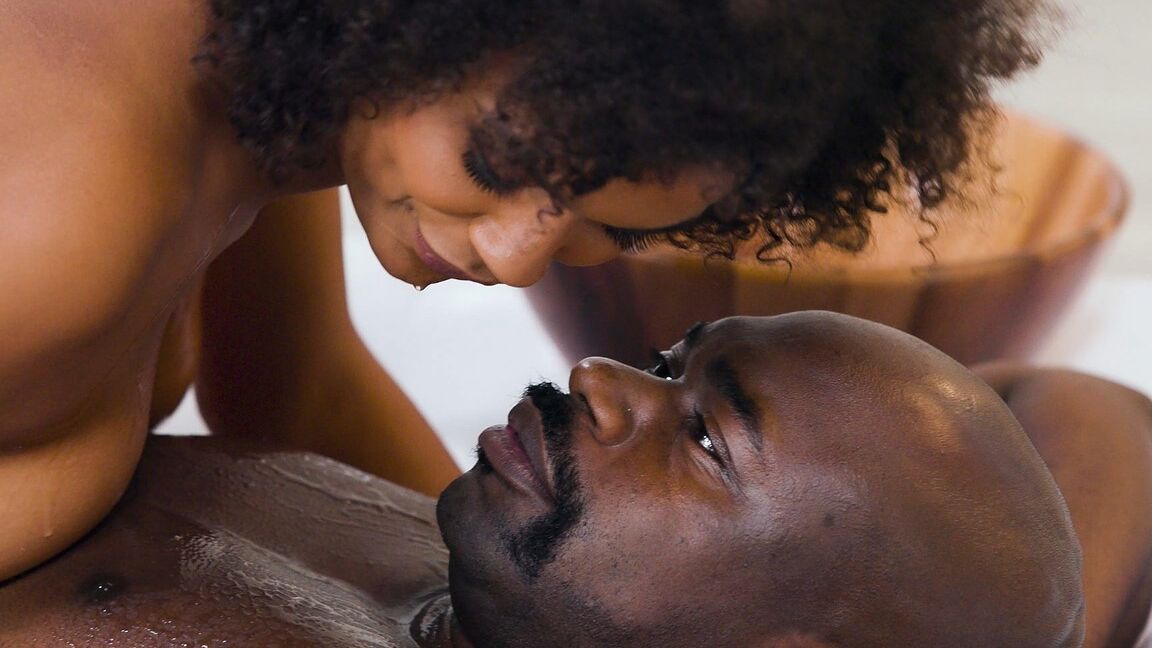 21P Massagem Fantasia Alina Ali, Emoção