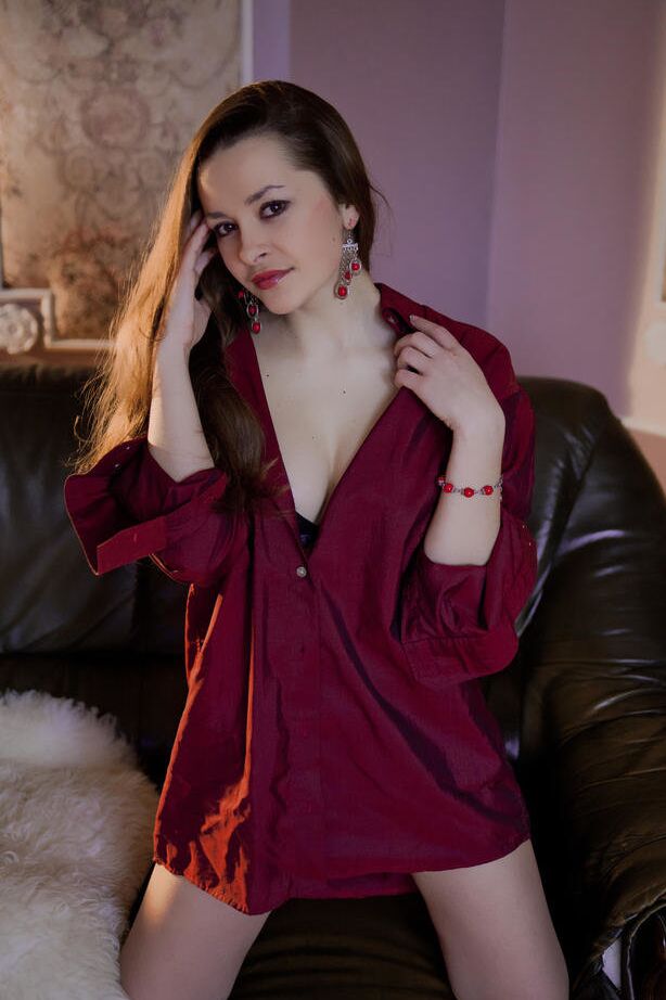 18P Solo model poses in just her knee high nylons after some wine