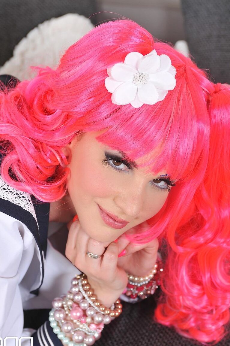 21P Linda estudante Candy Sweet se masturba