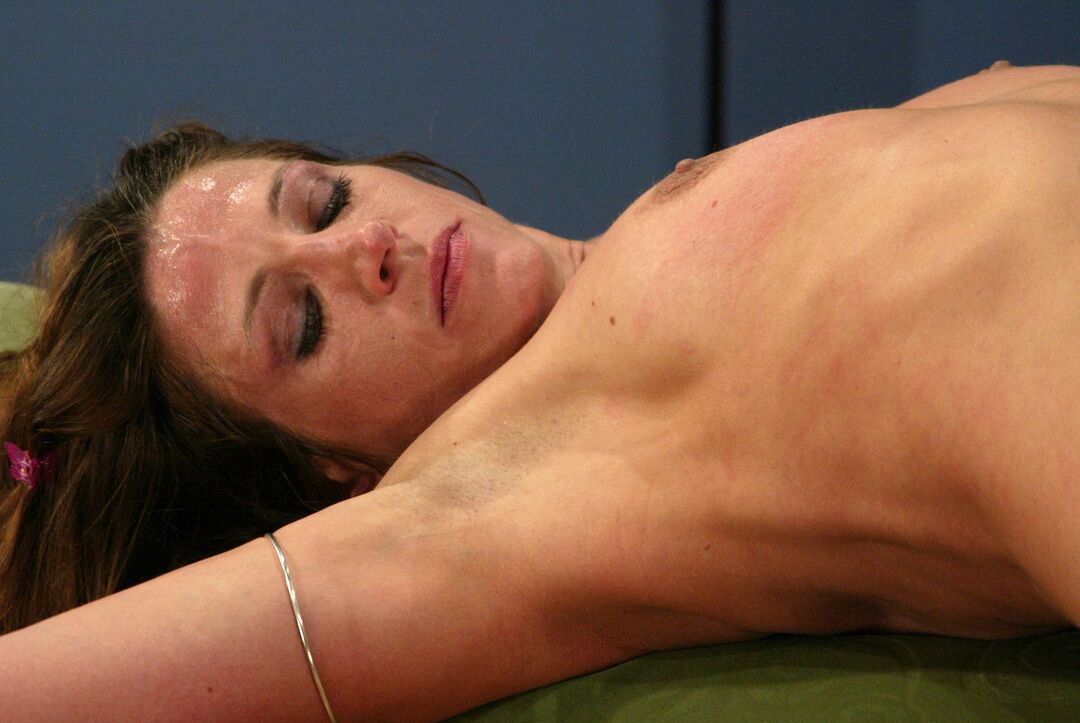 15P Whipped Ass Kym Wilde, Sasha Monet