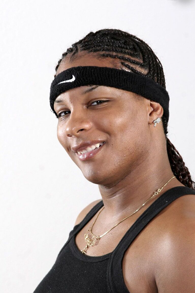 16P Negro TGirls Señora Akysha