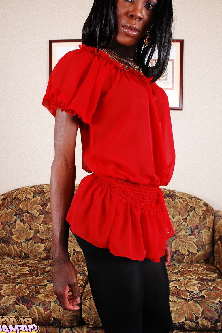21P Negro Travesti Estrellas Bianca
