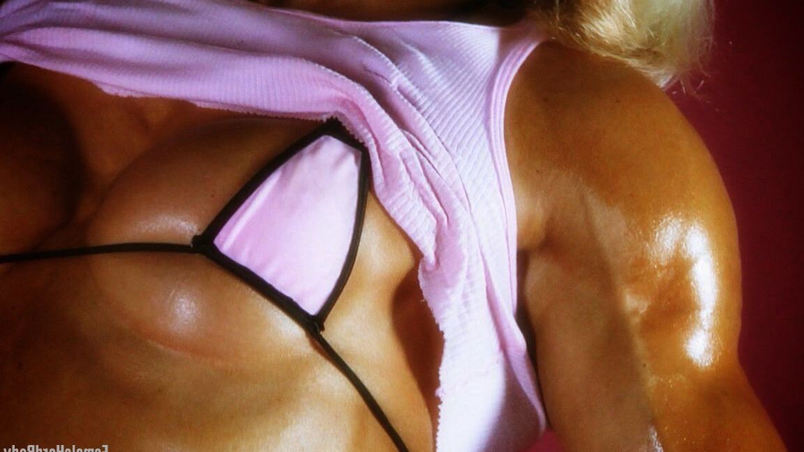21P Muscle Girl Flix Brigita Brezovac