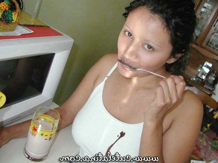 15P Cute Latina Latina gets dirty with syrop