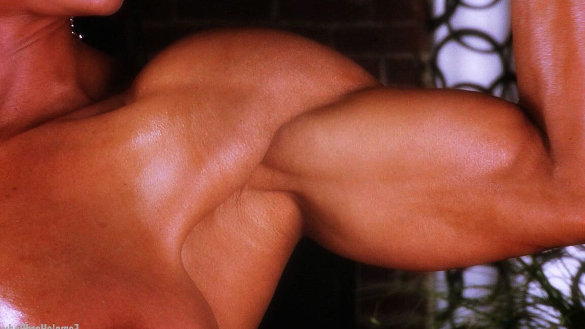 15P weiblicher harter Körper Marina Lopez geölte Bodybuilderin Latina MILF
