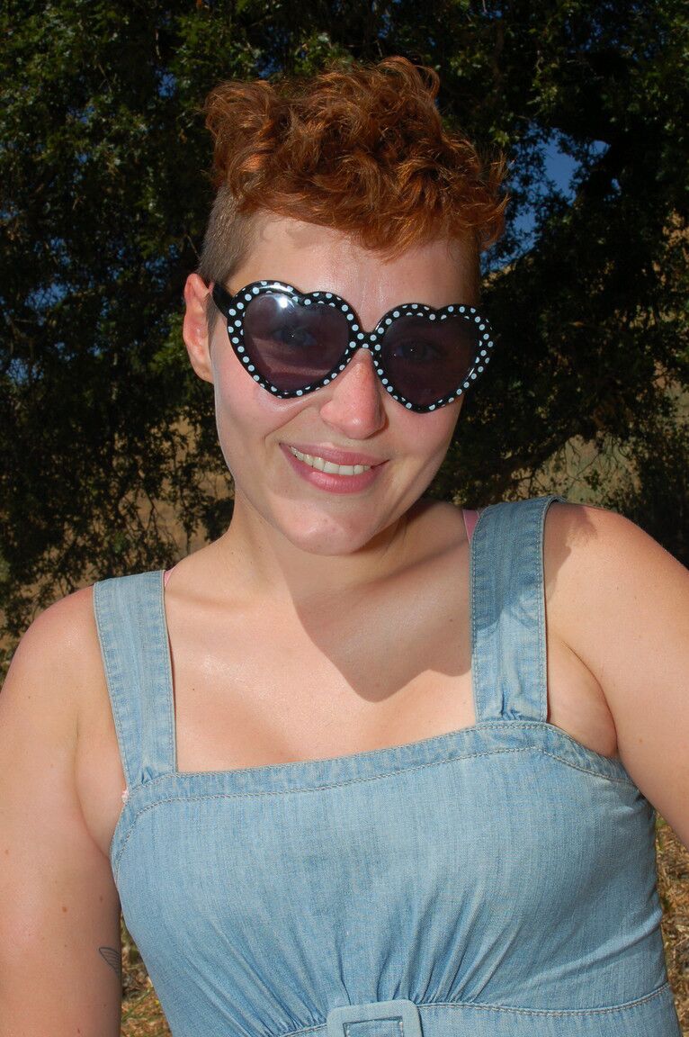 21P Helena naturelle coquine