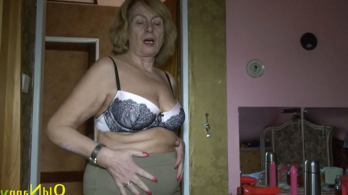21P Insaciável maduro BBWs Emmy