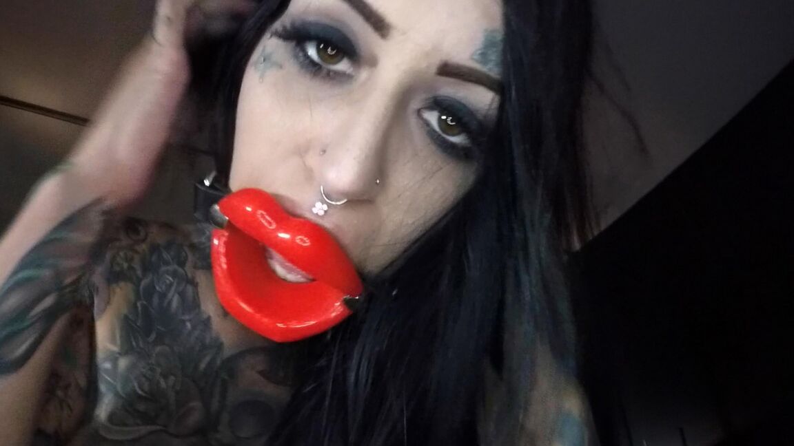 16P Alt Erotic Janey Doe
