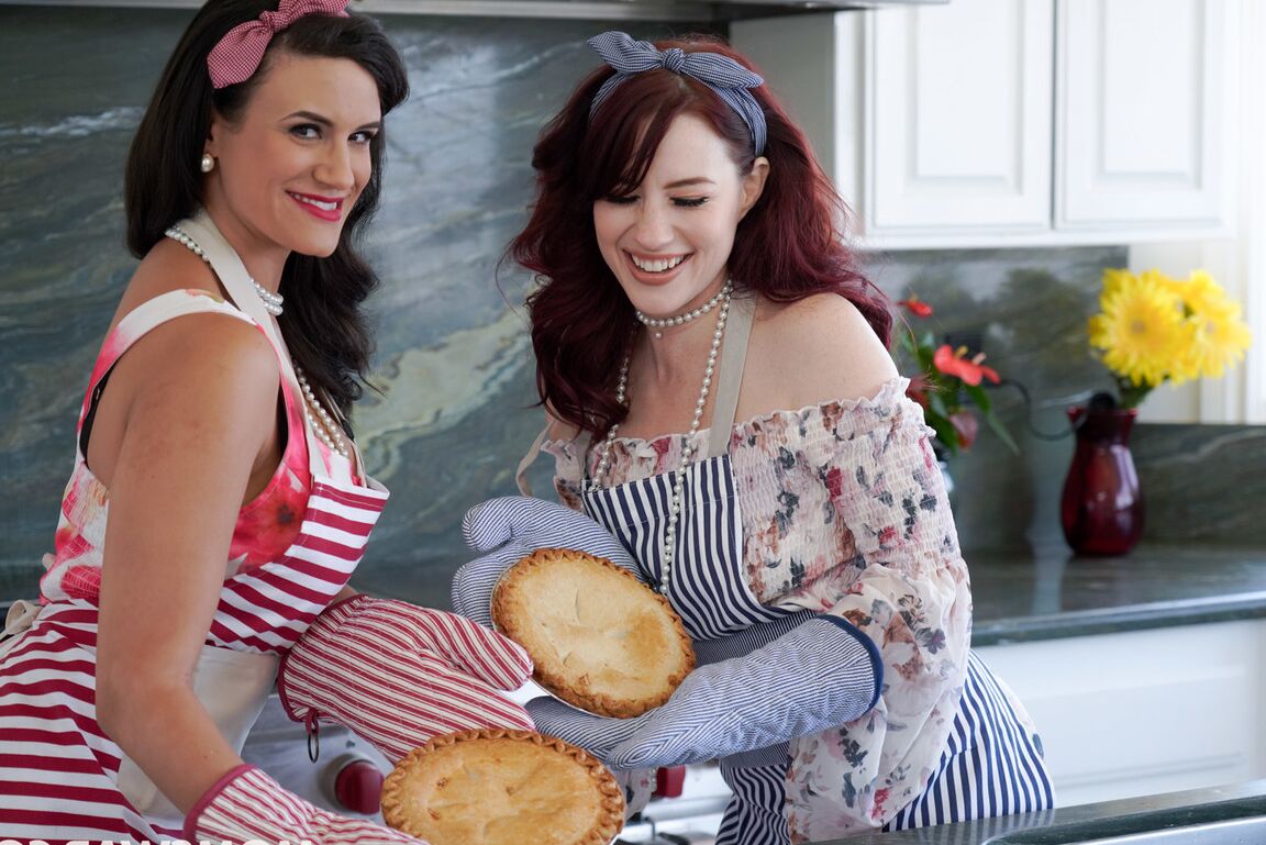 21P Horny MILFs Penny Barber and Jessica Ryan switch their husbands on a couch