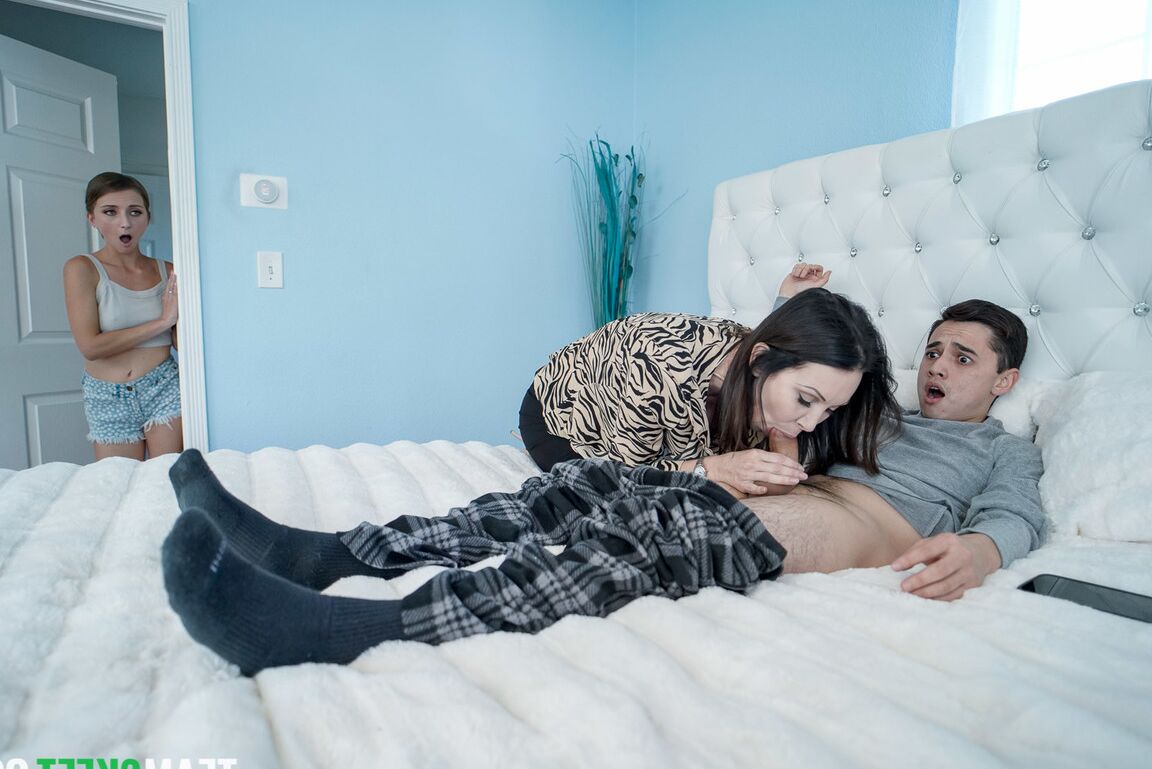 21P MYLF Rayveness, Macy Meadows, Juan El Caballo Loco