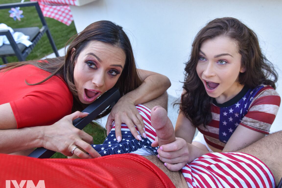 21P MILF Ariella Ferrera y la nena caliente Jennifer Jacobs comparten una polla el 4 de julio