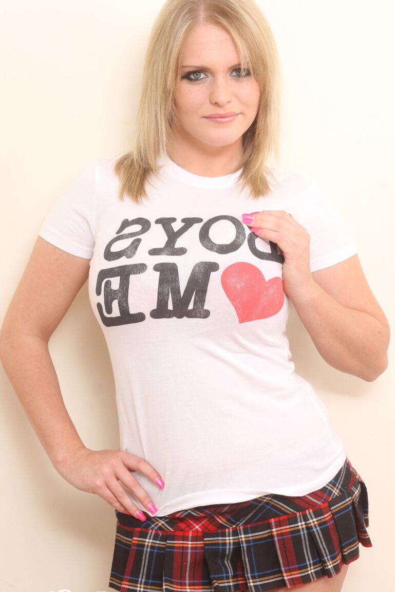 16P Blonde Euro bimbo Victoria Summers playing with her massive tits in high heels