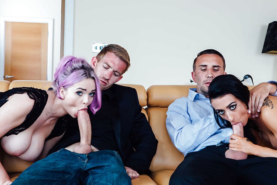 16P Swingers europeos Jasmine James y Skyler Mckay hacen mamadas y polla grosera