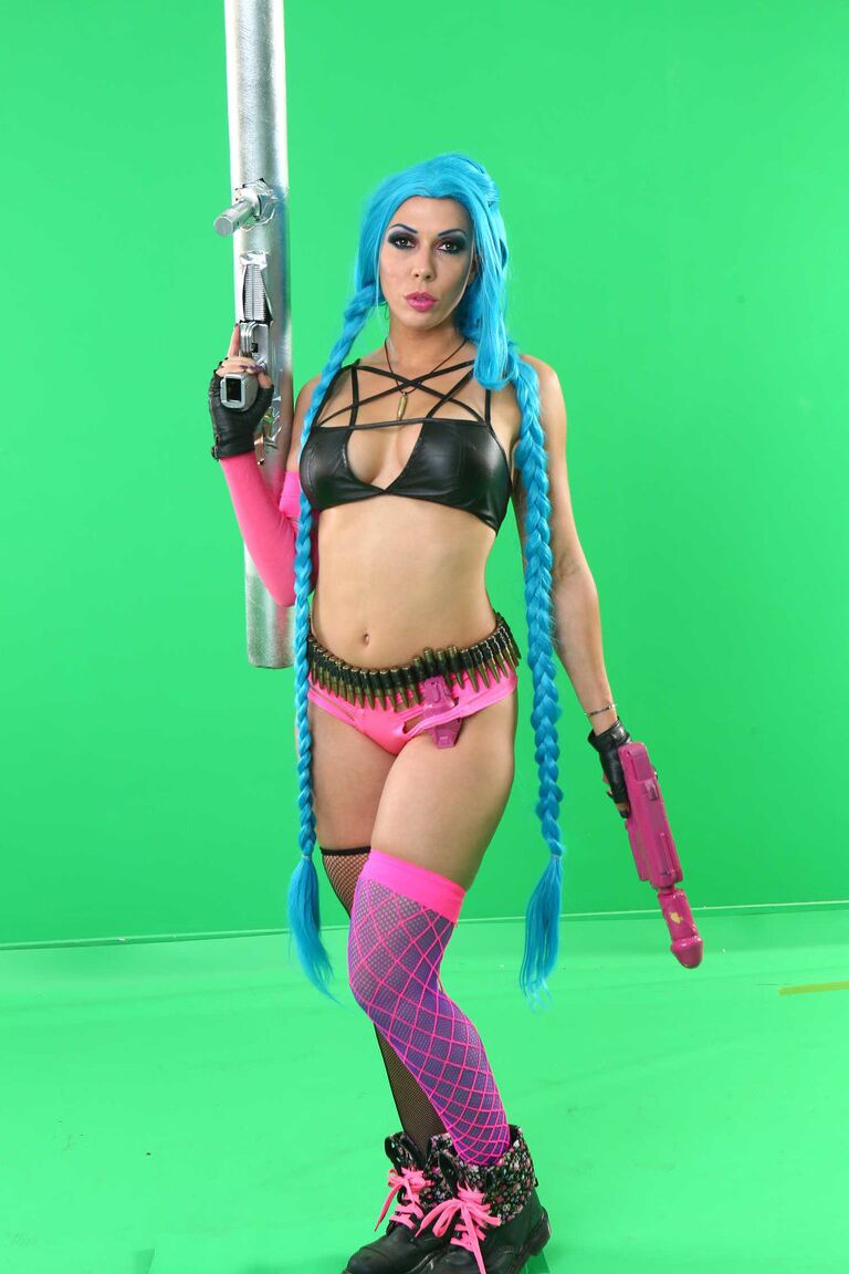 21P Cosplay gostosa Rachel Starr faz topless
