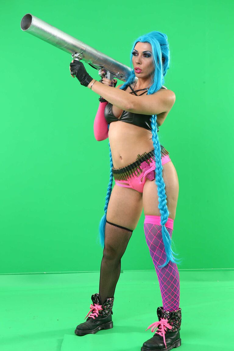 21P Cosplay gostosa Rachel Starr faz topless