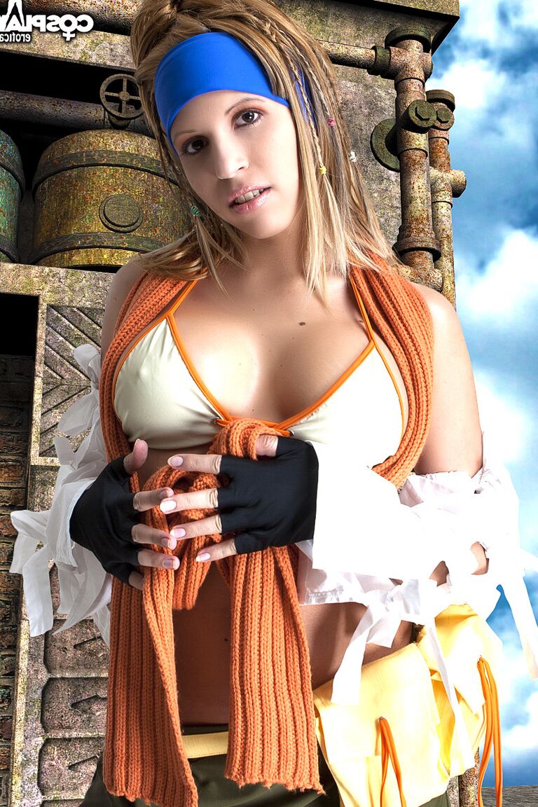 12P Cosplay Erótica Rikku Final Fantasy cosplay nu