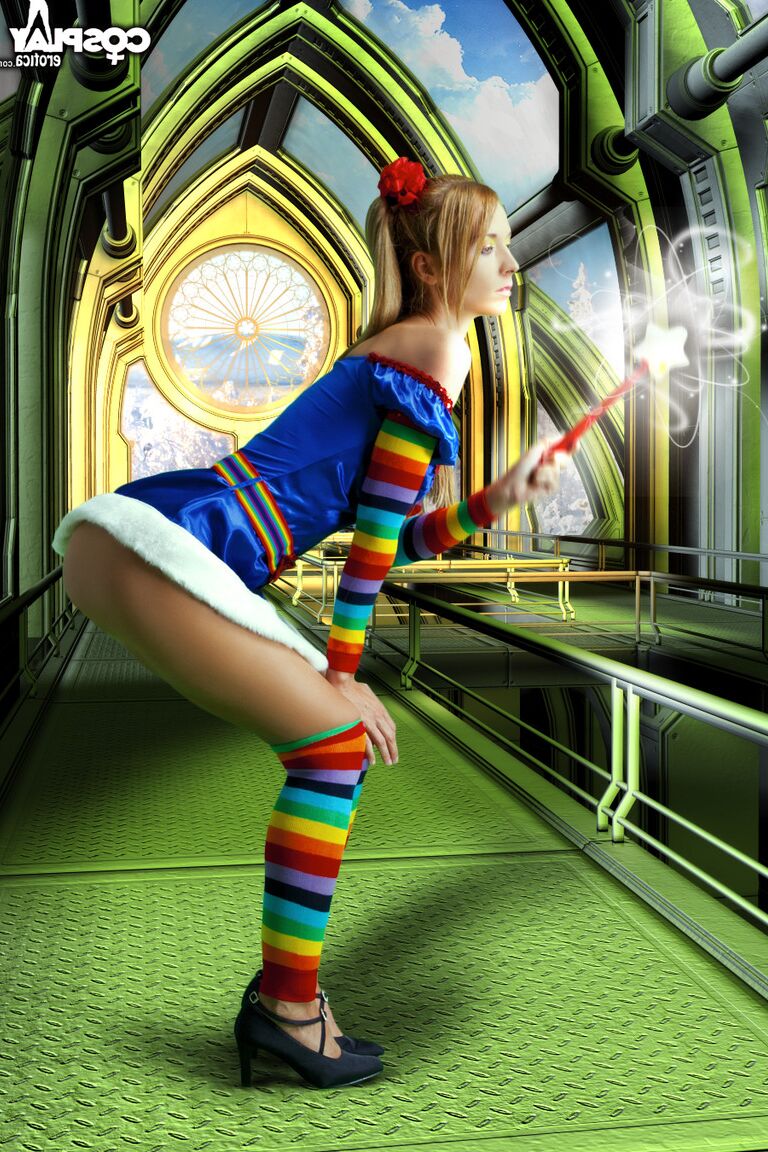 12P Cosplay Erótica Starburst Chica cosplay desnuda