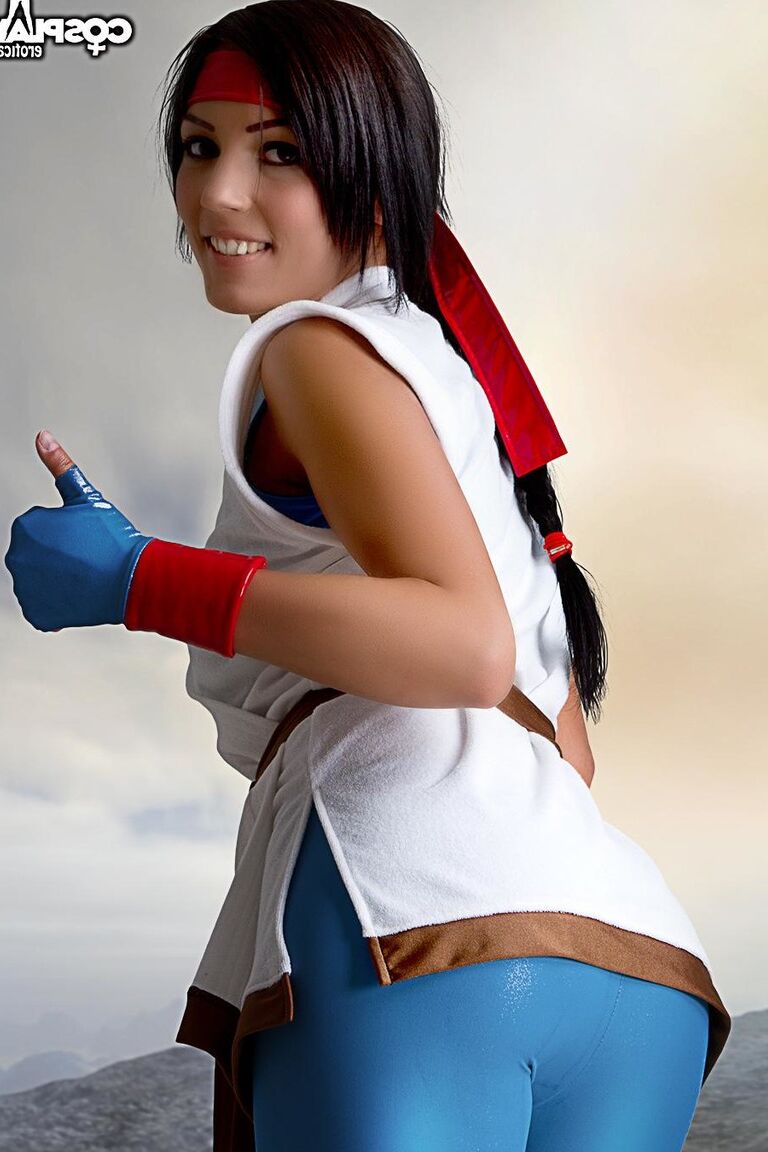12P Yuri Sakazaki O Rei dos Lutadores cosplay nu