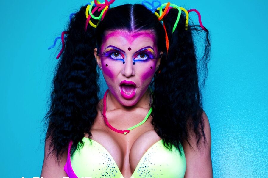 16P Romi Rain Colorful Raggedy Ann gets nude