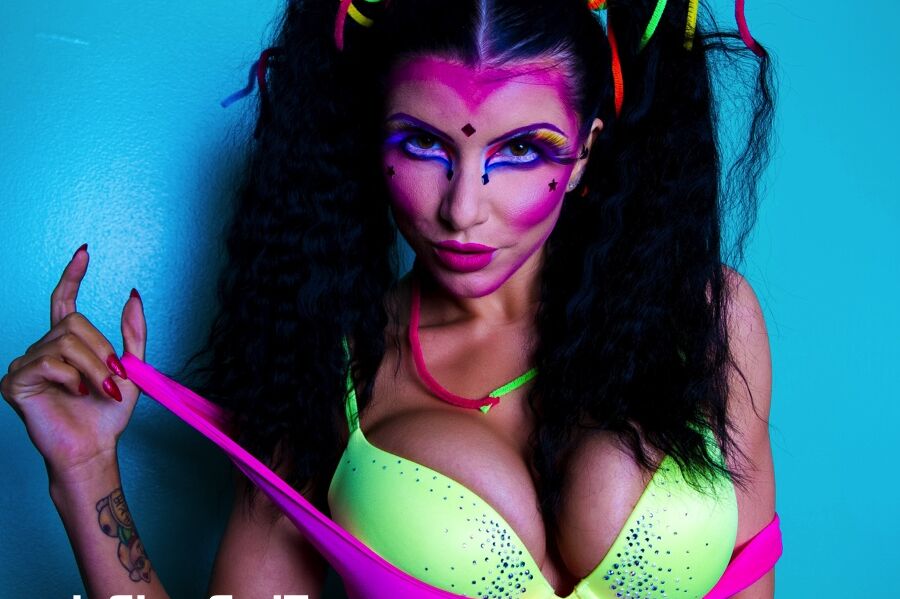 16P Romi Rain Colorful Raggedy Ann gets nude
