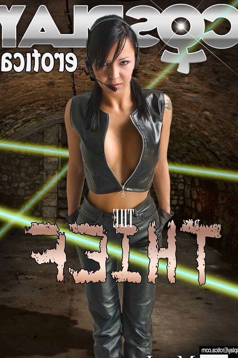 12P Cosplay Erótica MeaLee The Thief cosplay nu
