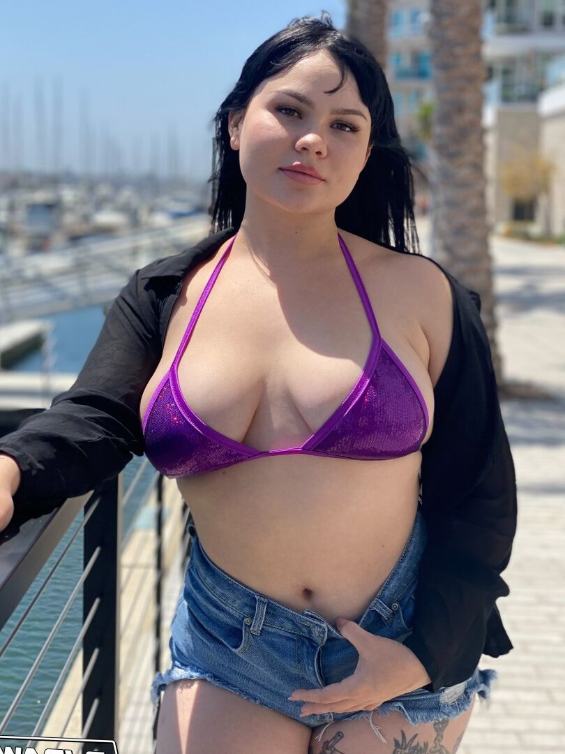 20P BJ Raw Brynn Michaels