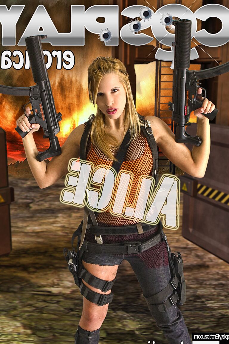 12P Cosplay Erótica Analia Alice cosplay desnuda