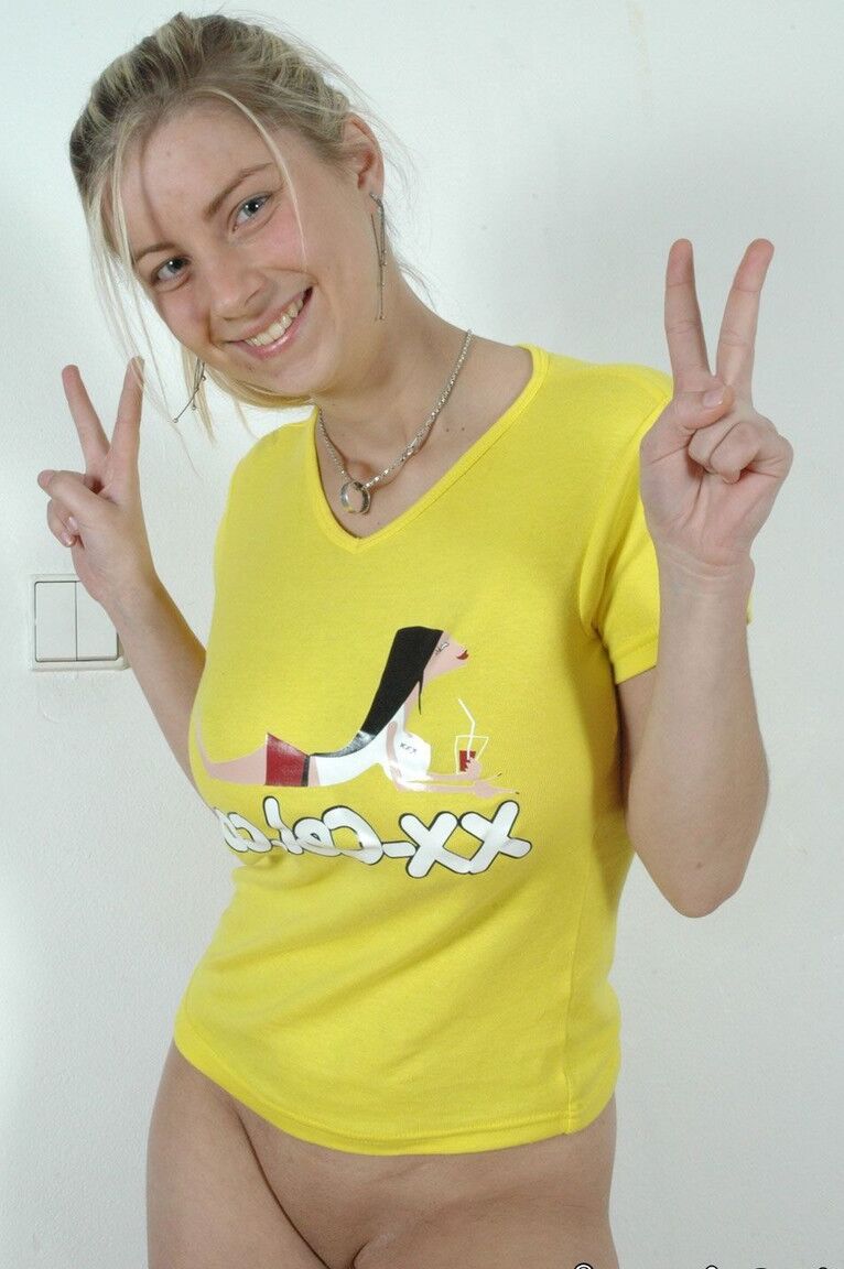 20P Sexy newbie Katrin Kozy unveils her huge natural knockers and plays with them
