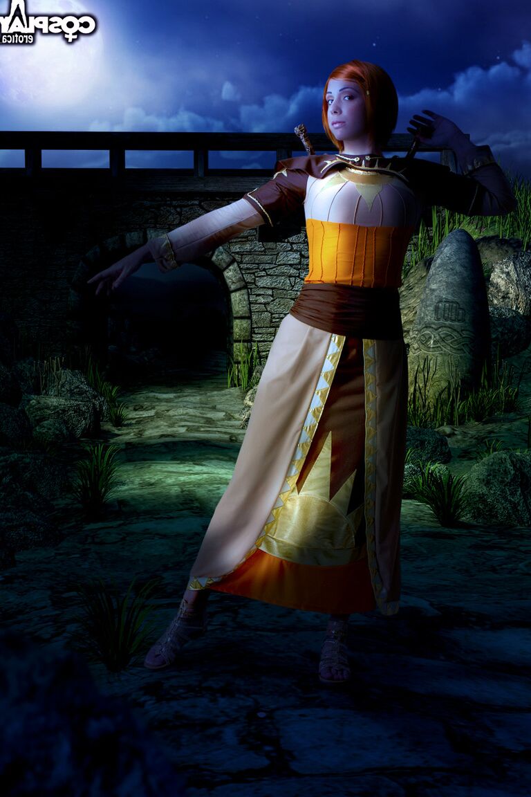 12P Leliana Dragon Age Origins nacktes Cosplay