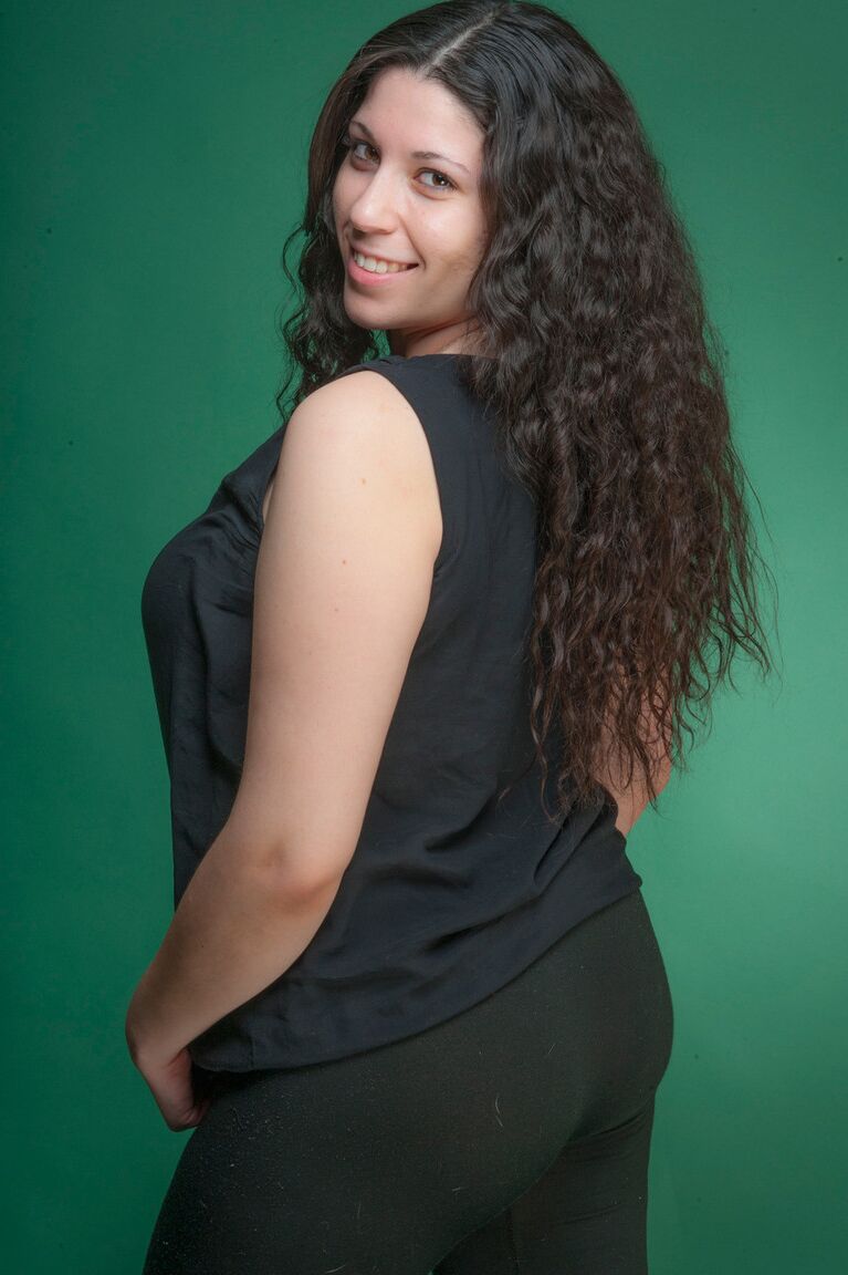 16P Plump first timer Margaret Abello teasingly exposes her big natural tits