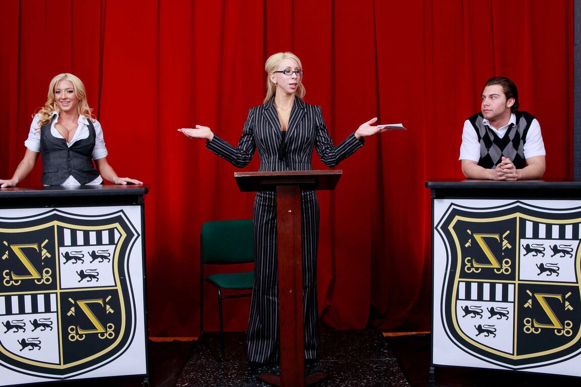 21P Busty blonde Leya Falcon shows her fucking skills at the ZZ Academy