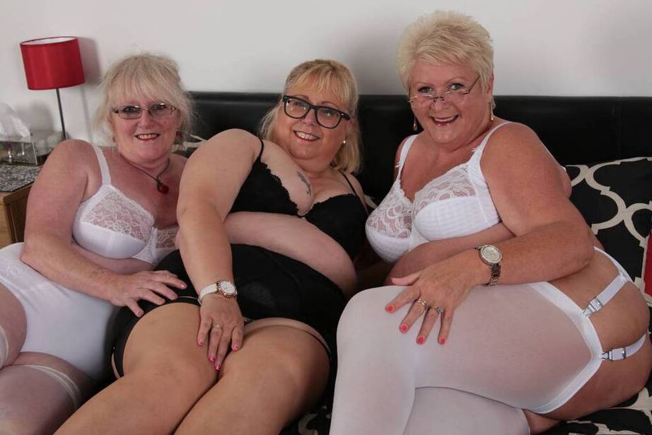 20P Fat nan Lexie Cummings and two old lesbians play with each others boobs