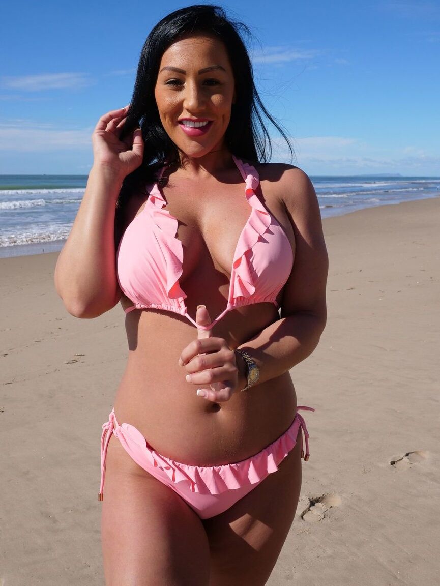 12P Candi is one helluva fine thick girl With hips as wide and an ass as big as