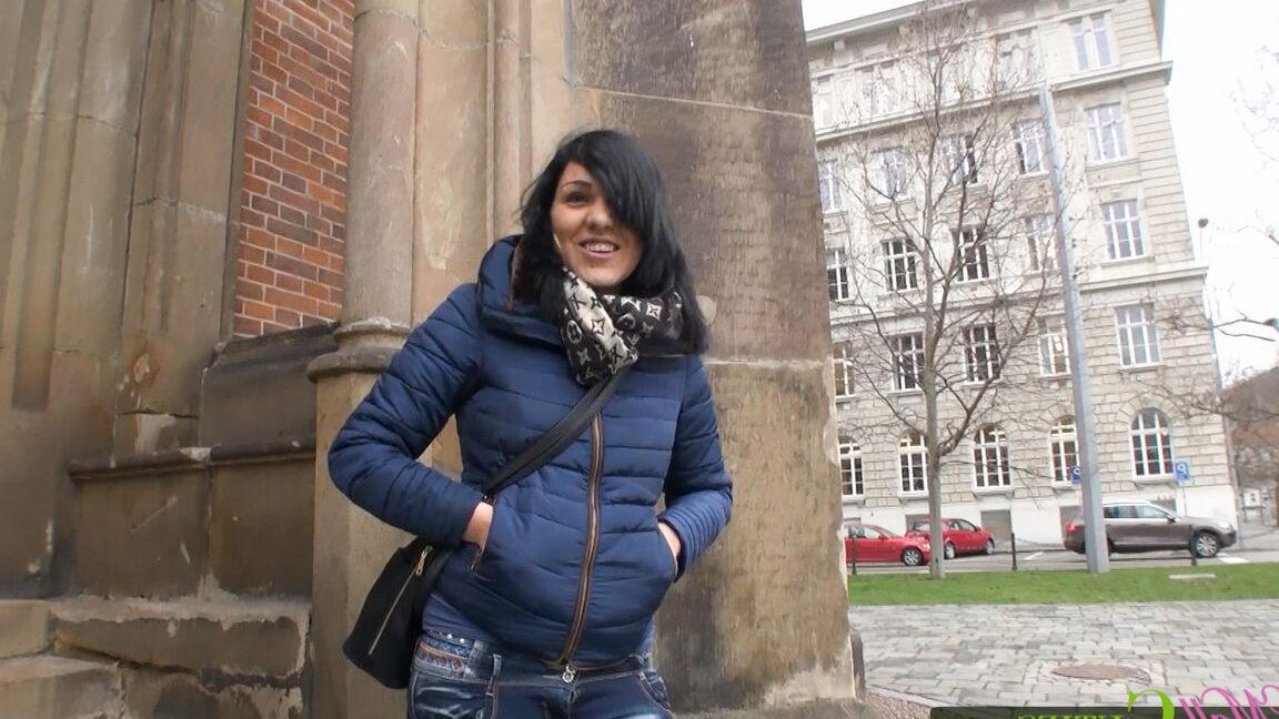 16P Essas meninas são adolescentes prontas para foder pelas roupas que escolheram
