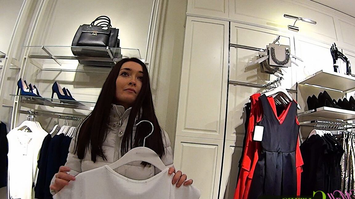 16P Essas meninas são adolescentes prontas para foder pelas roupas que escolheram