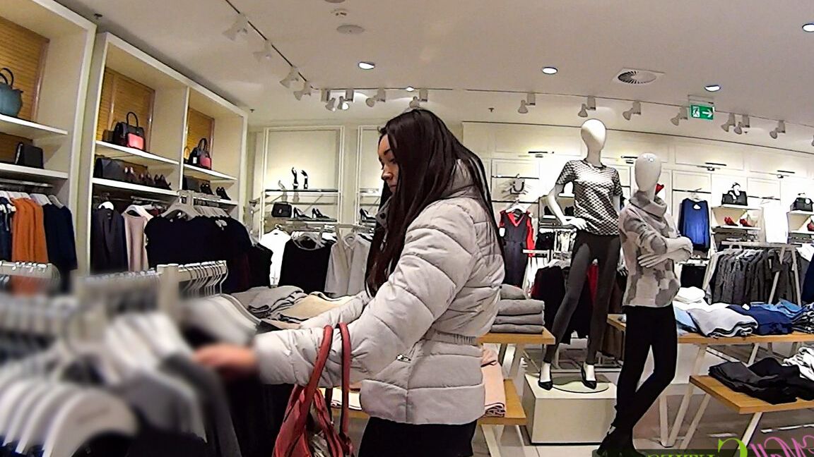 16P Mall Cuties Ela lambe meu pau com paixão