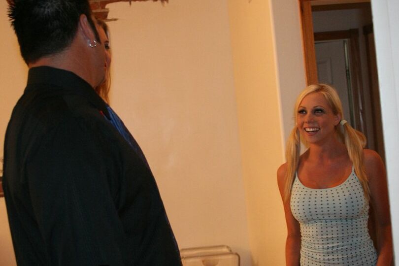 21P Bébé a des seins Shawna Lenee