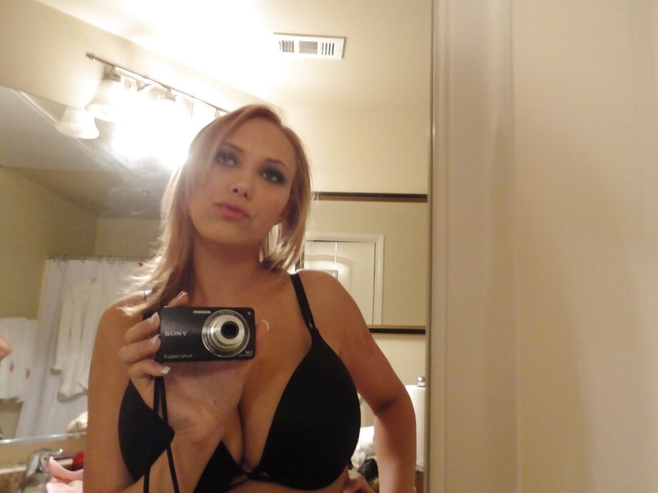 16P Alexia Rae shows off naked on cam while touching herself