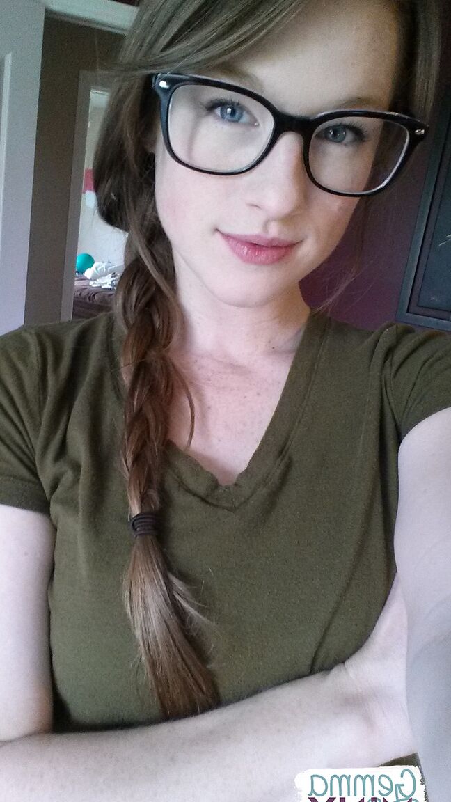 15P Solo girl Gemma Minx takes selfies in various states of undress