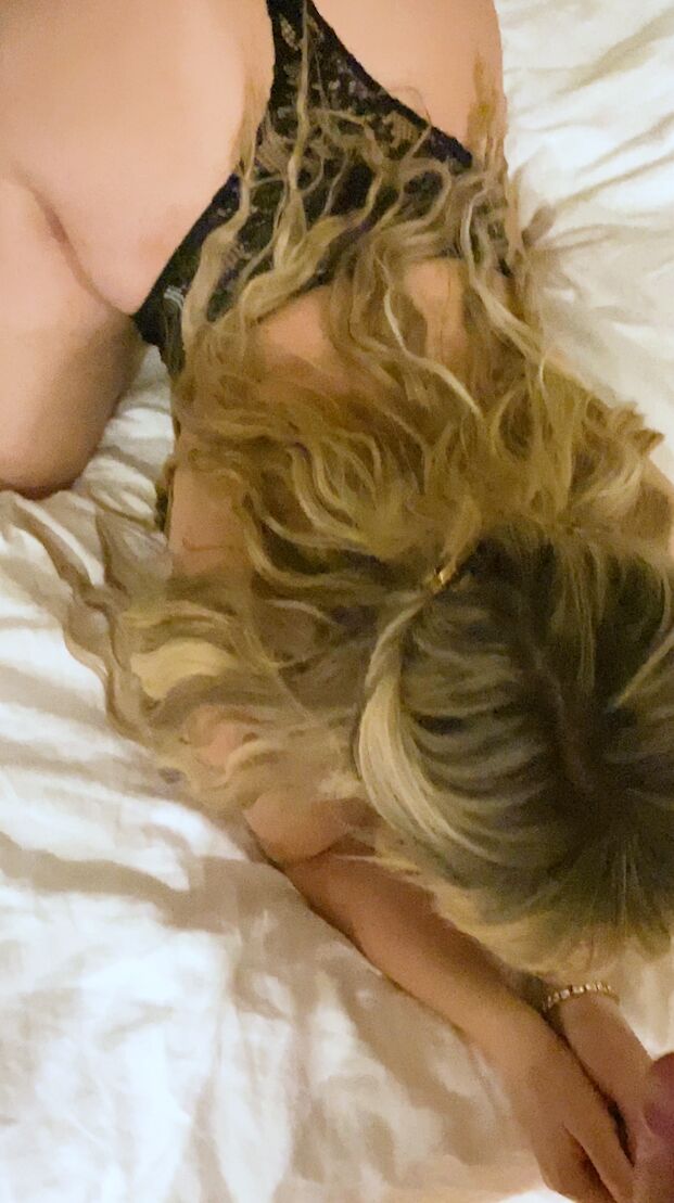 12P Tasha Reign POV fodendo em casa gozada na bunda dela