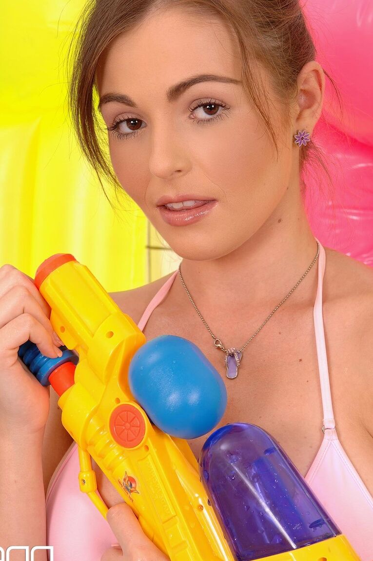 21P Euro Adolescente Erótica Nelly Sullivan, Nikita