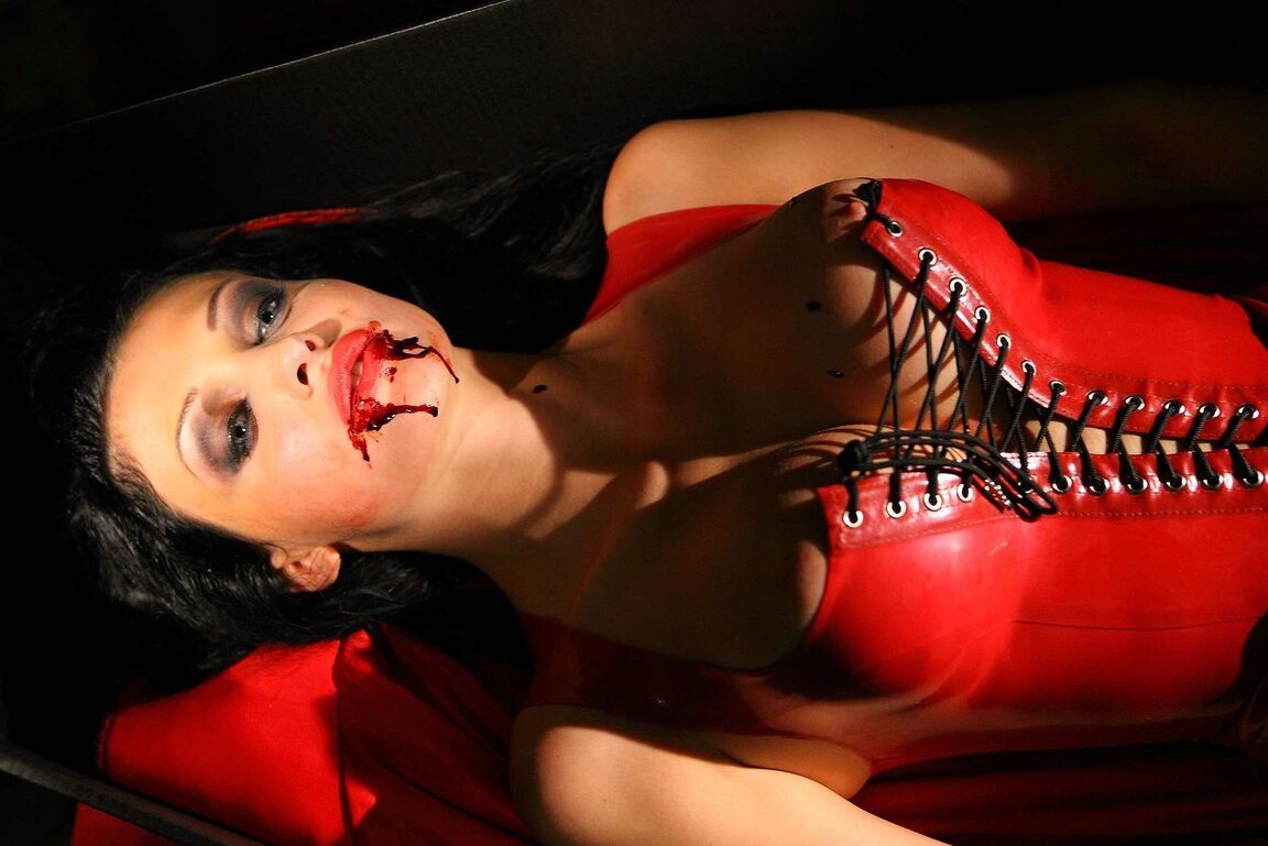 21P Estrelas pornôs gostam de Big Aletta Ocean