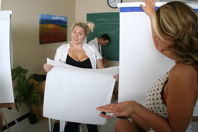 21P MILFs Like It Big Chris Strokes, Morgan Reigns, Phoenix Marie