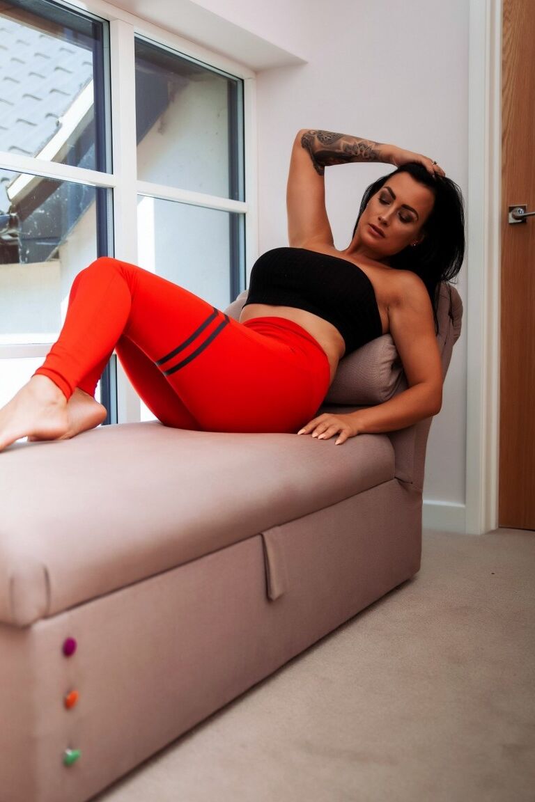 12P Skin Tight Glamour Kelli Smith Britânico Morena Glamour Babe